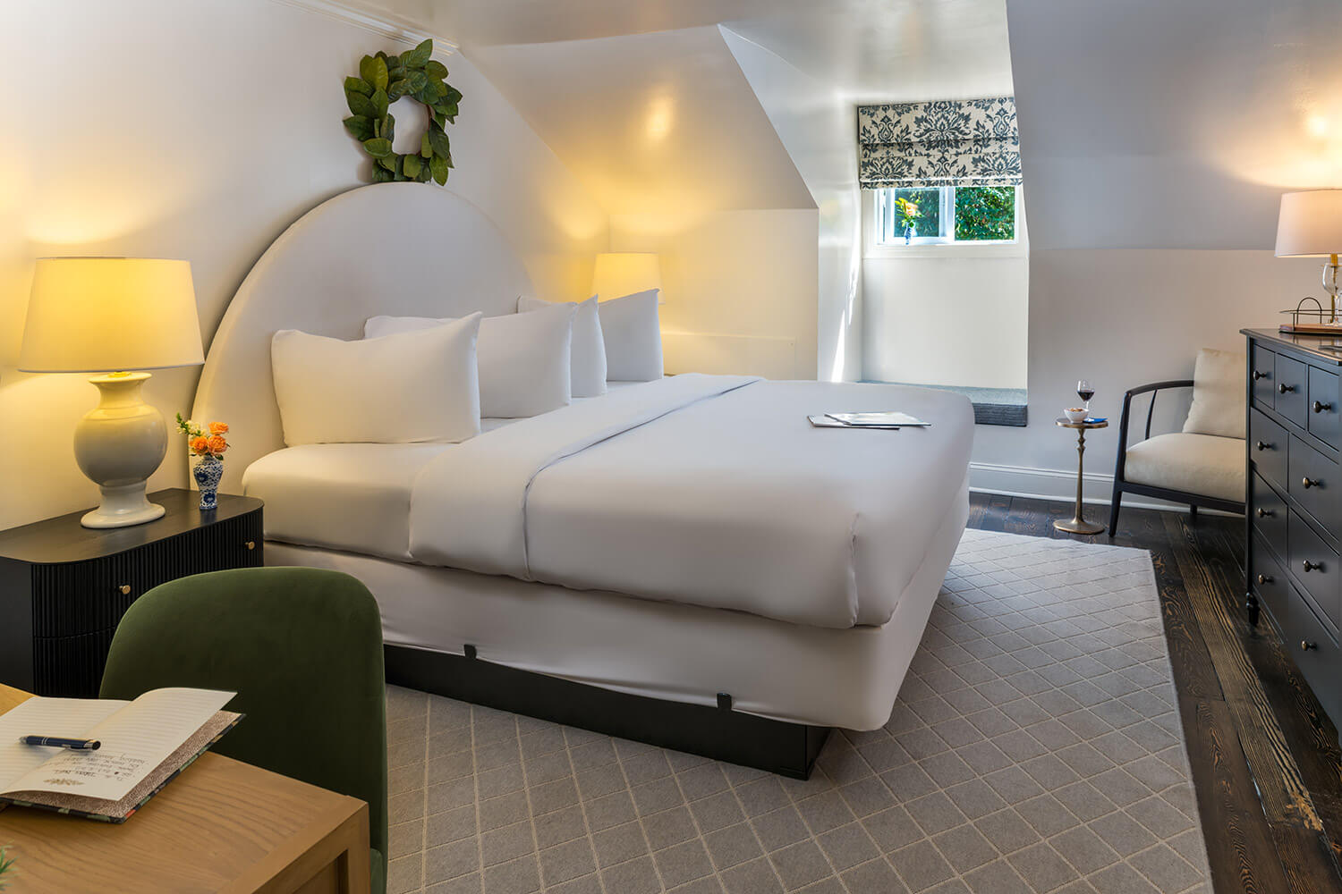 Room-308-01_Lg123 (1)