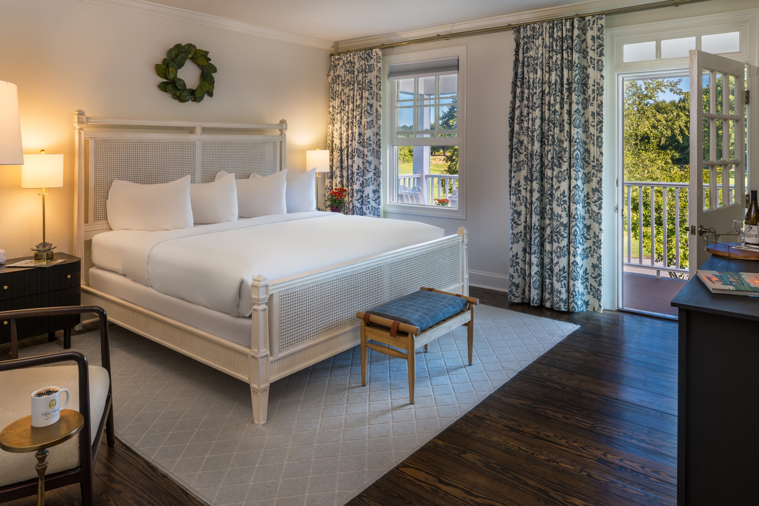 Lodging in the Manor House at Kent Island Resort