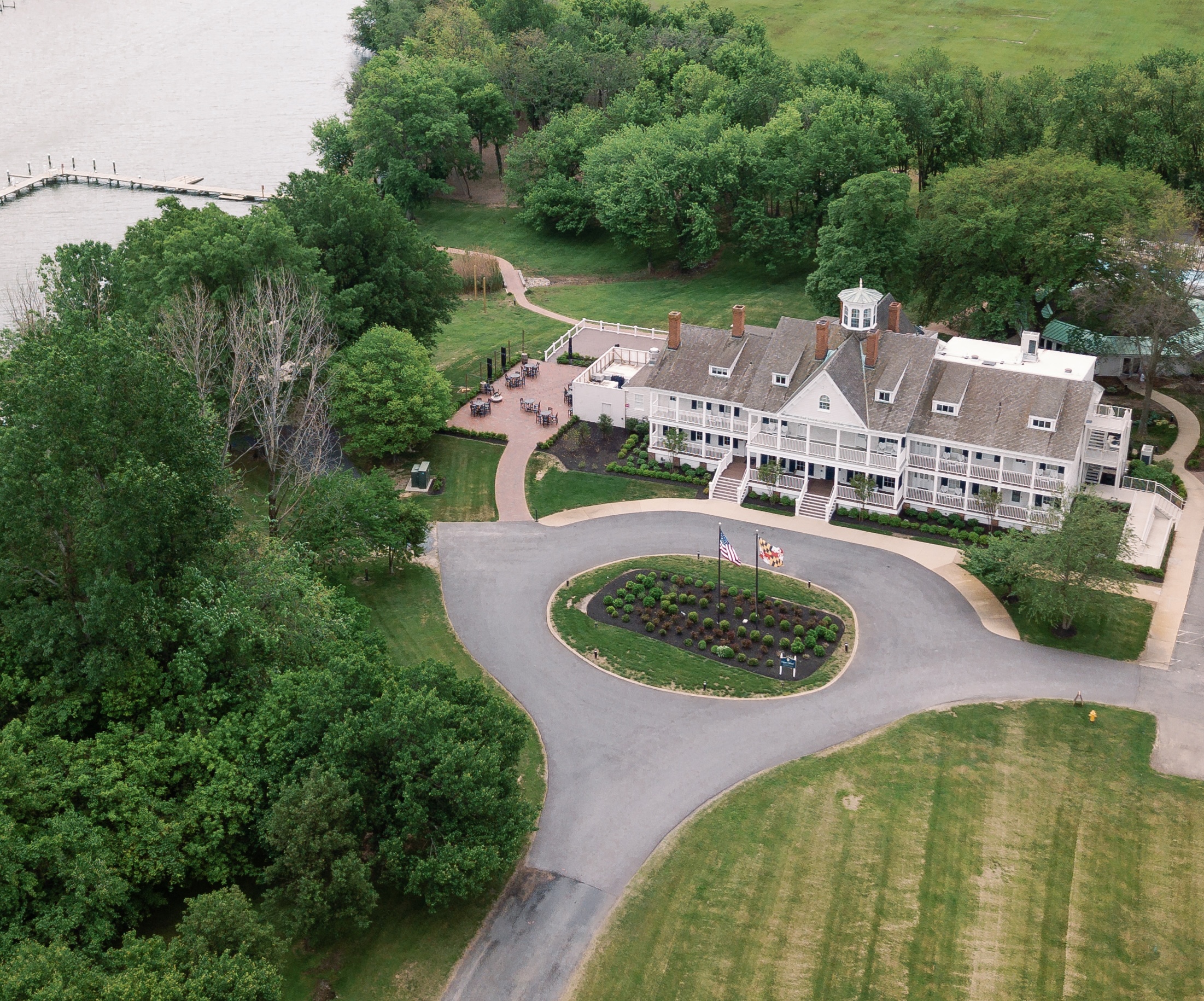 A Wedding That Feels Like a Homecoming: Estate Weddings at Kent Island Resort